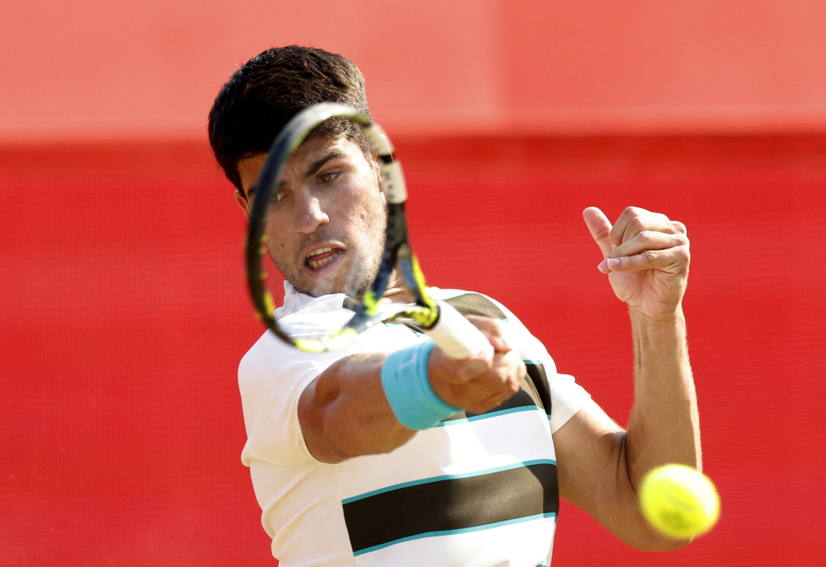 欧洲网球队绝地反击日本网球队，阿尔卡拉斯关键制胜