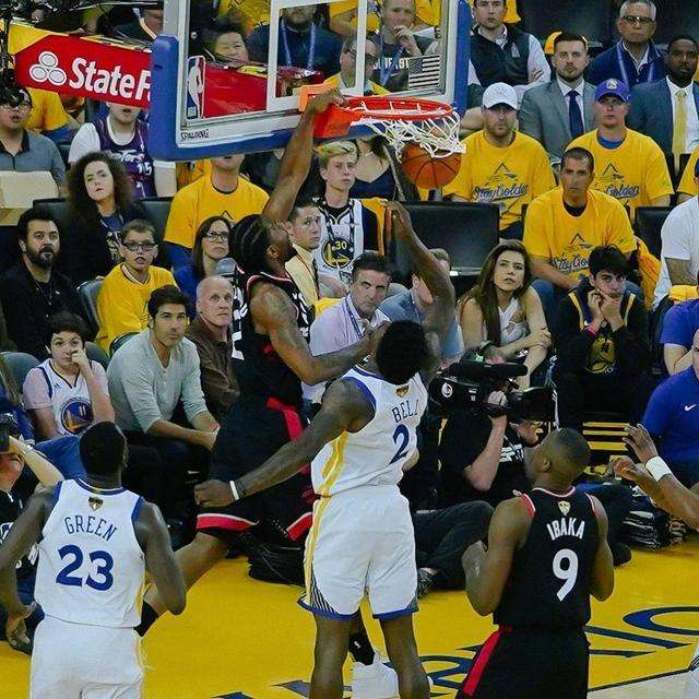 猛龙碾压塞尔维亚男篮，克莱一己之力扛起全队的简单介绍