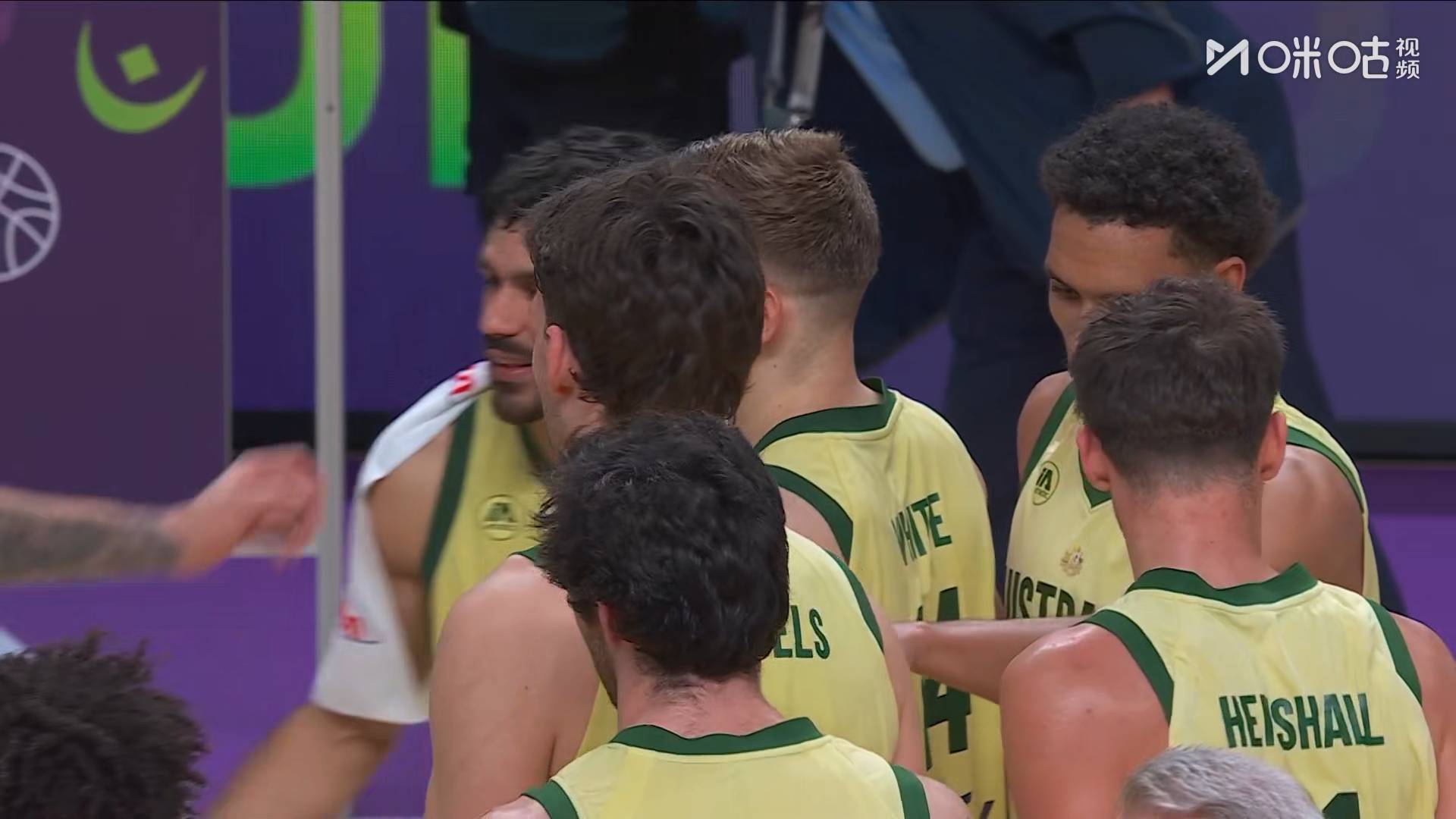 澳大利亚男篮碾压加拿大男篮，克莱统治全场