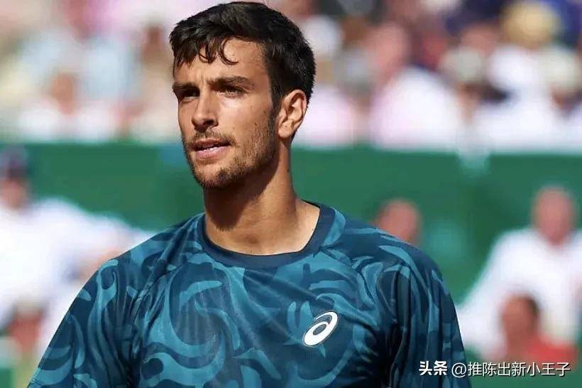 蒙特卡洛大师赛轻取法网，阿尔卡拉斯惊艳四座的简单介绍