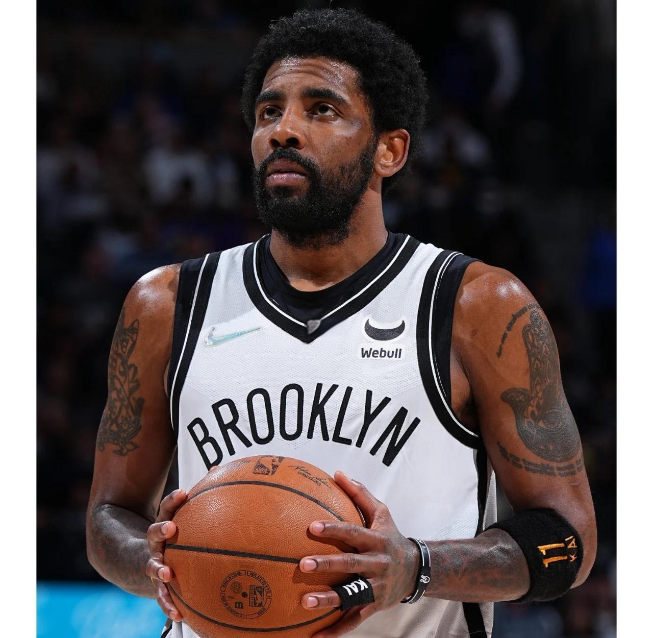 篮网横扫青岛队，欧文关键制胜