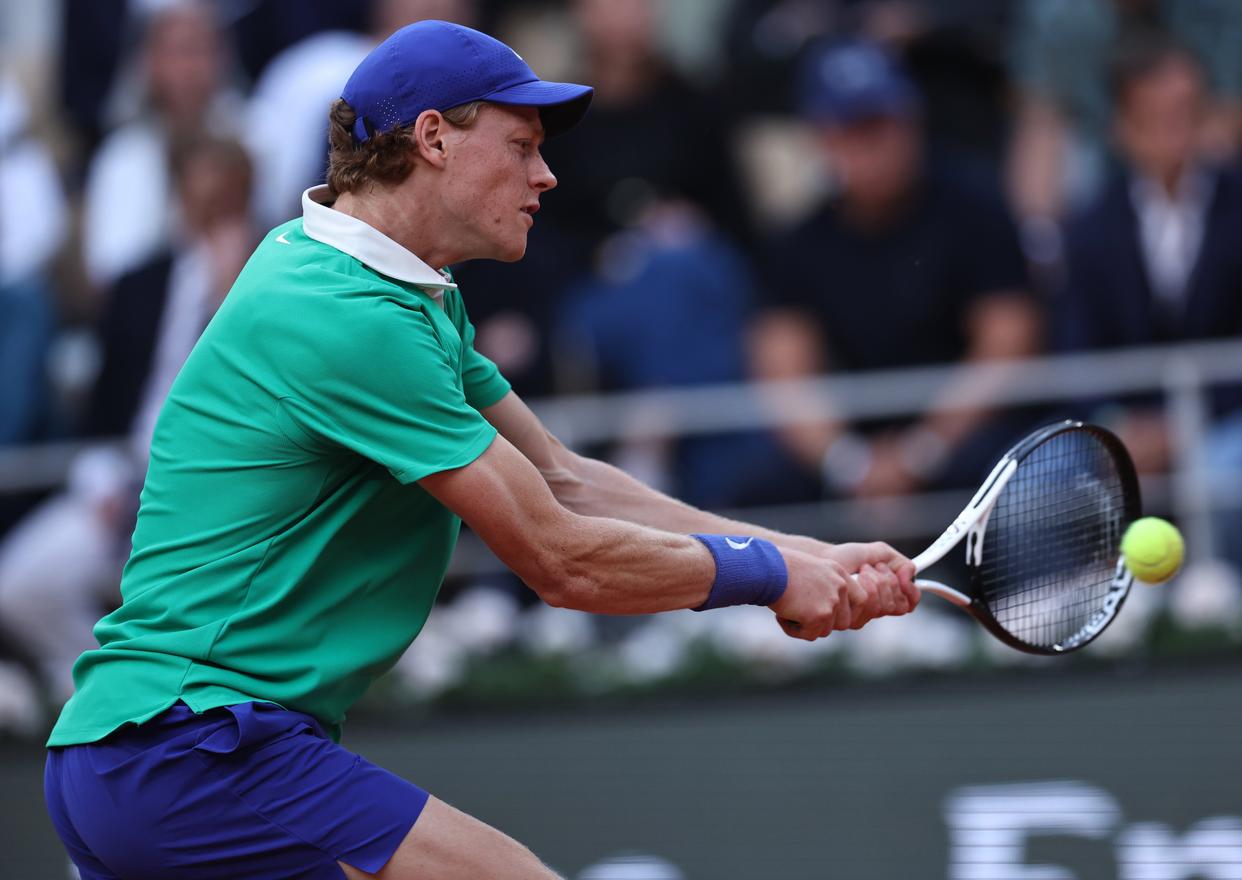 澳网完胜法网，辛纳点燃赛场