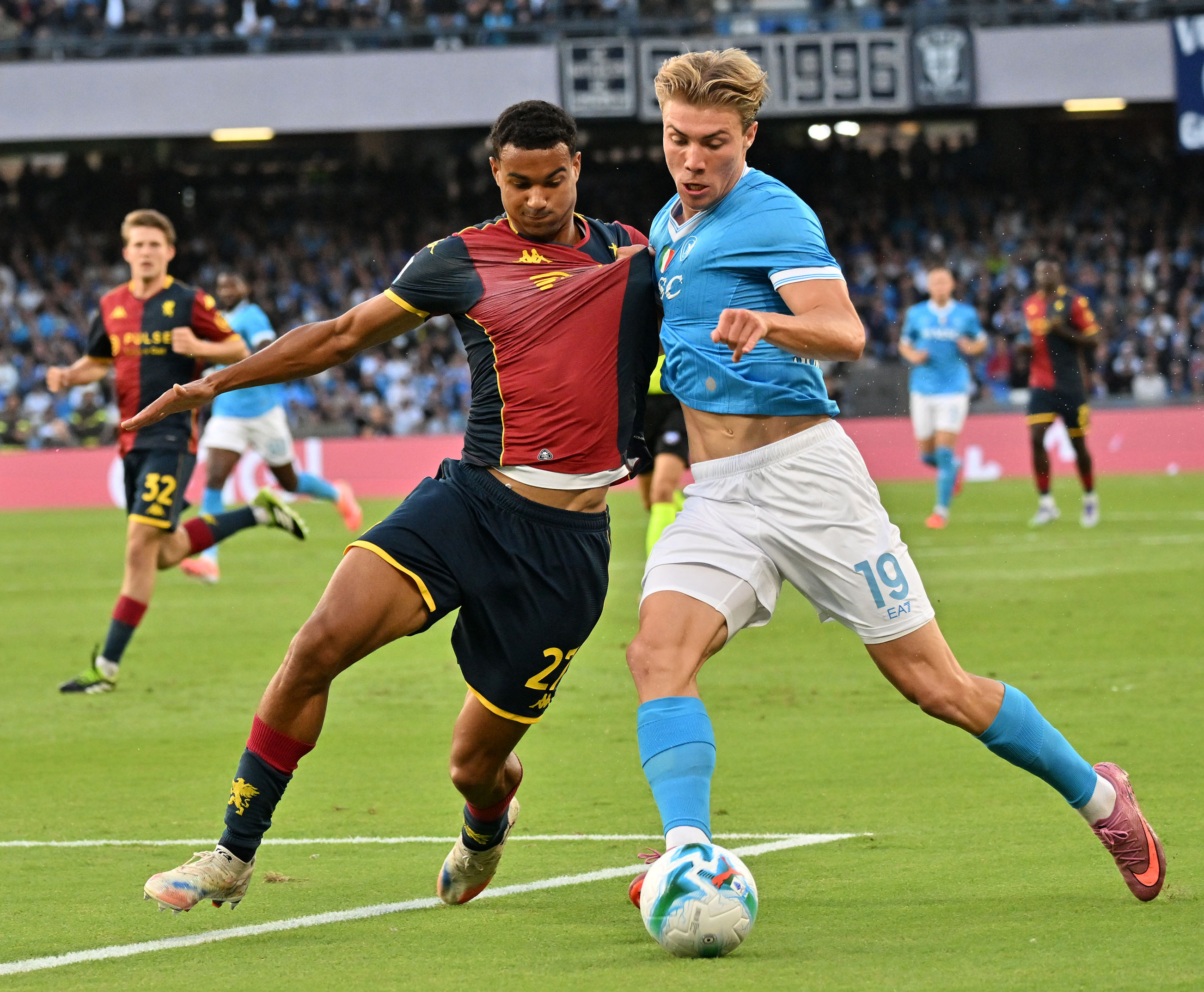 热那亚队在最新一场比赛中表现出色 热那亚队在最新一场比赛中表现出色