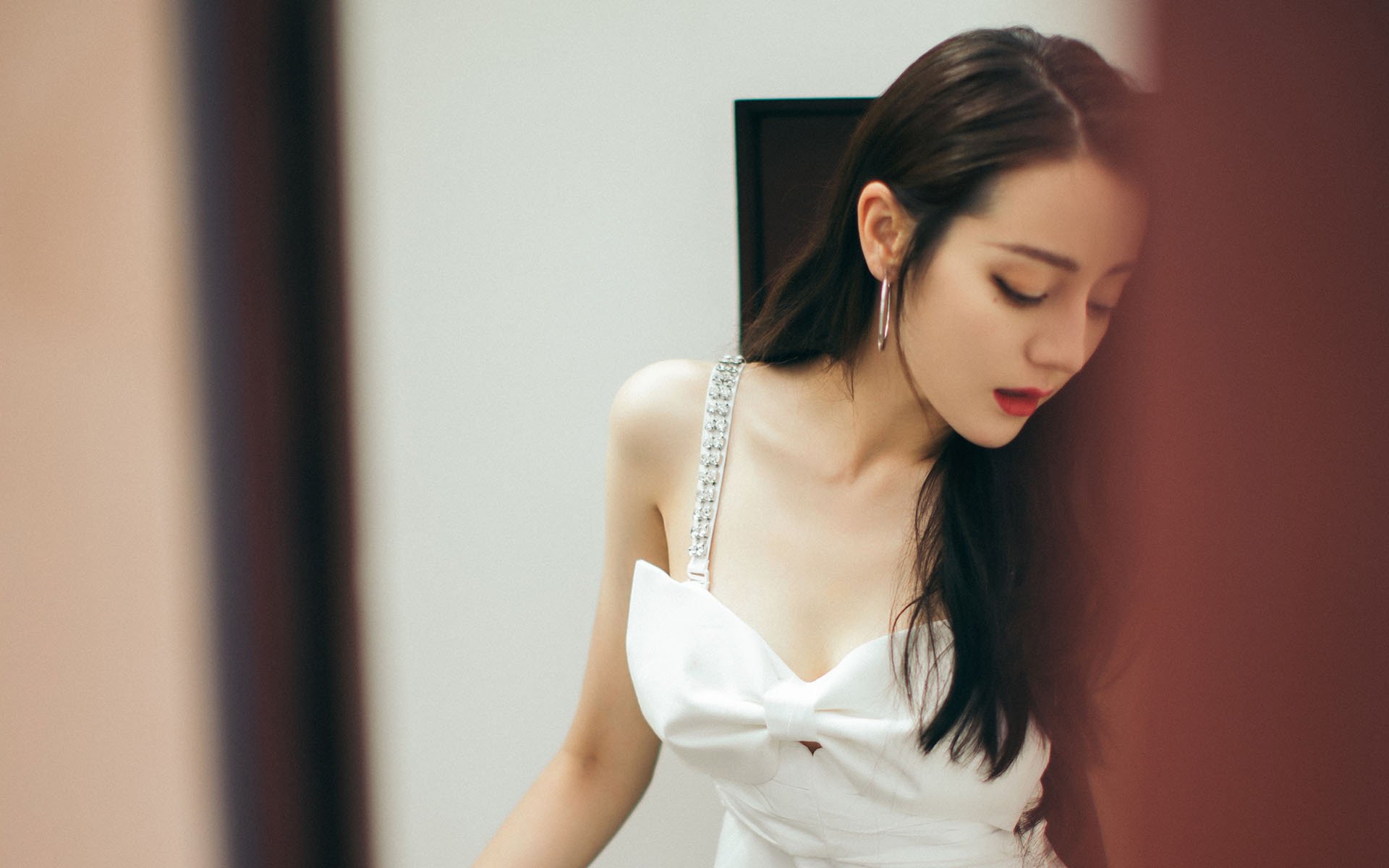 勒克莱尔关键一击，索伯车队鏖战威廉姆斯惊险夺冠