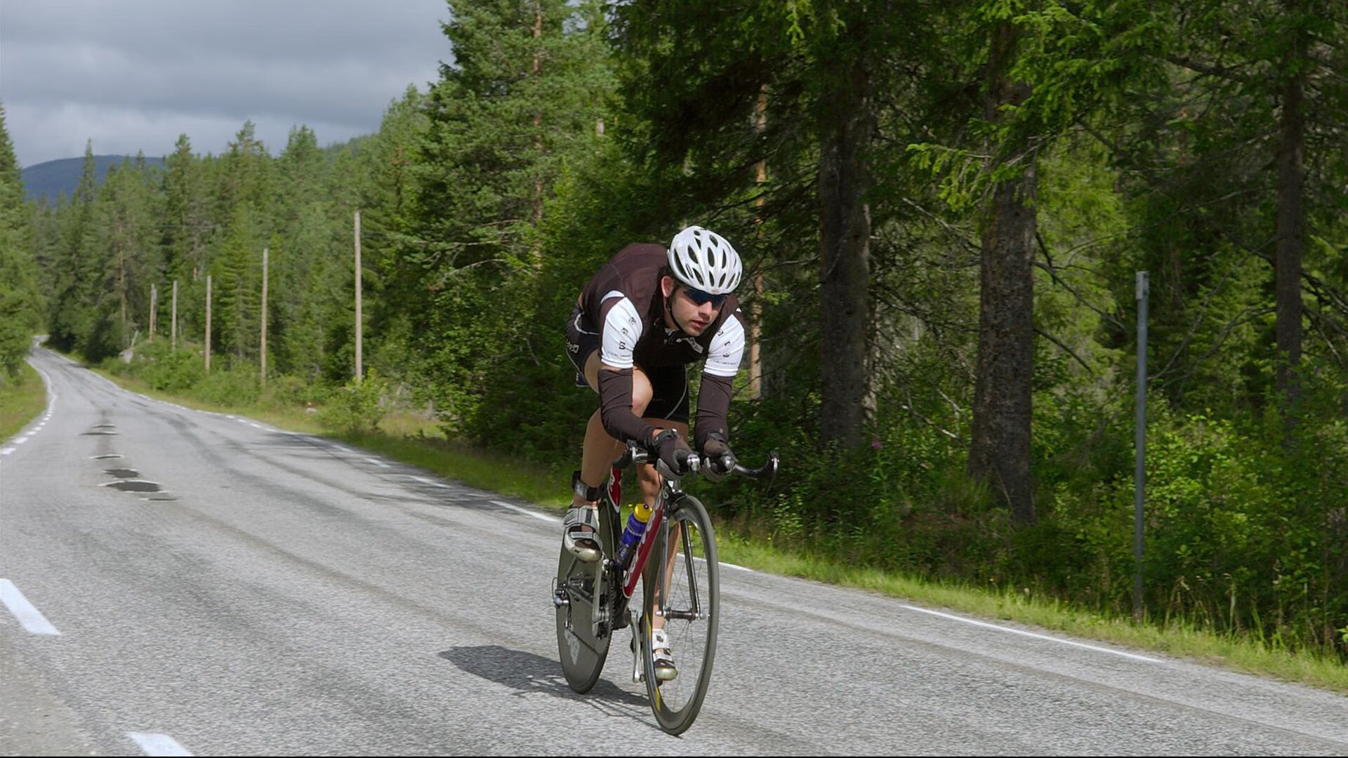 中游暗战中的银箭幽灵,哈斯车队力克索伯的关键一役