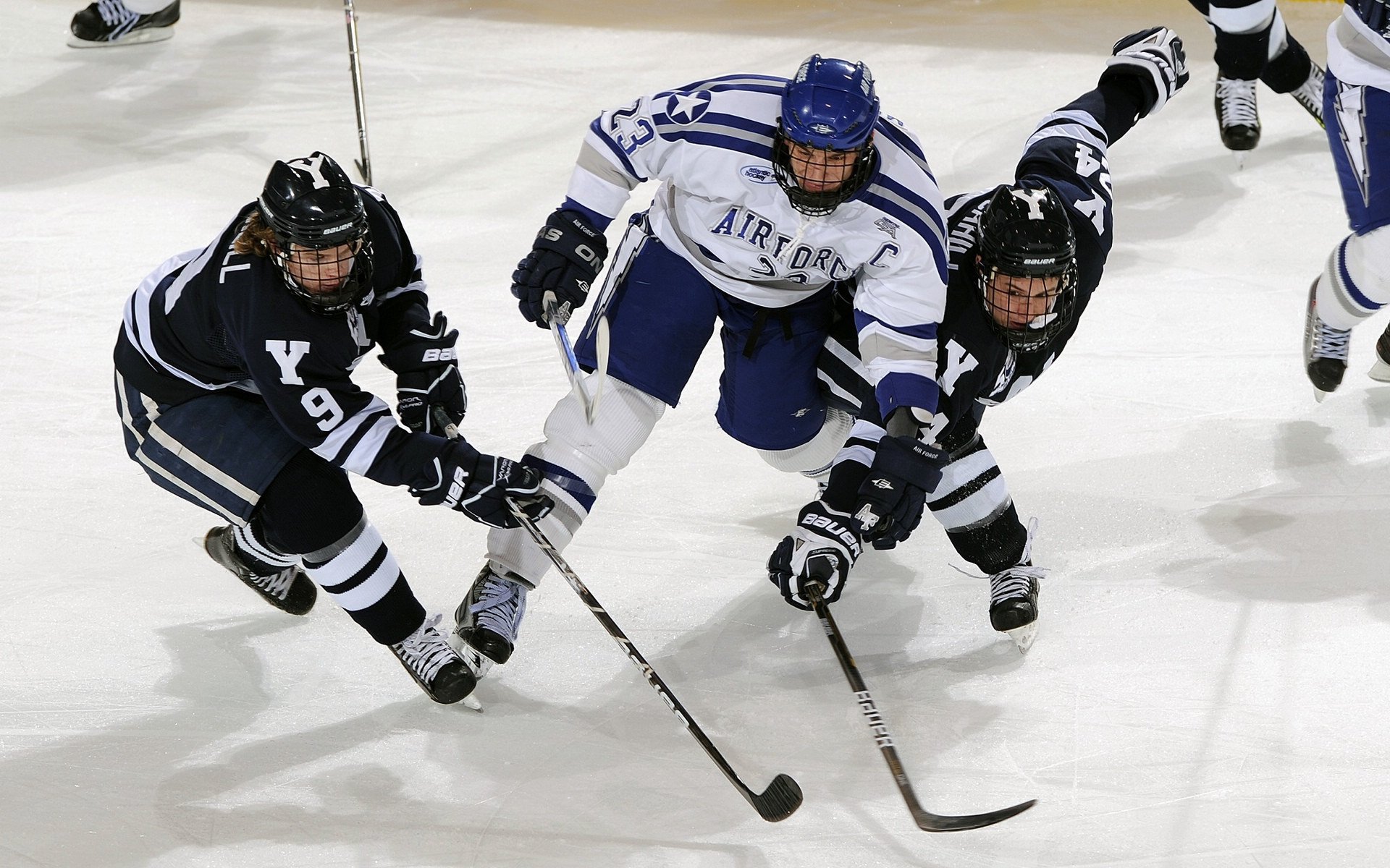 德比之夜的尖刀，阿圭罗如何在国家德比的熔炉中淬炼成钢