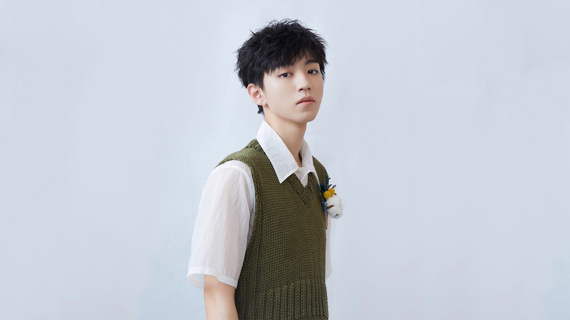 天梯两端，一个夜晚，两种篮球的共舞